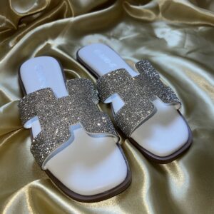 Sandalias planas “Valeria” blancas con brillo 238-5